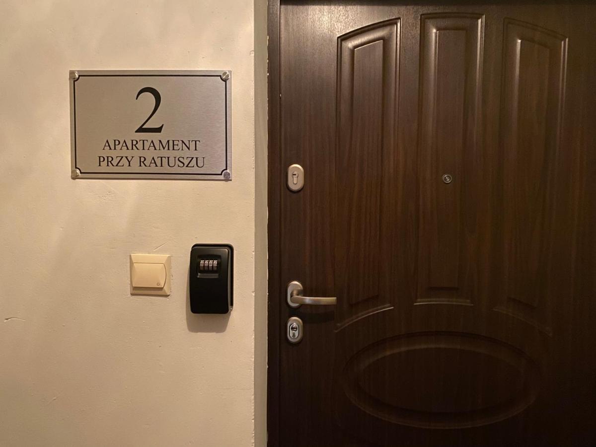 Apartament Przy Ratuszu Kłodzko Exteriör bild