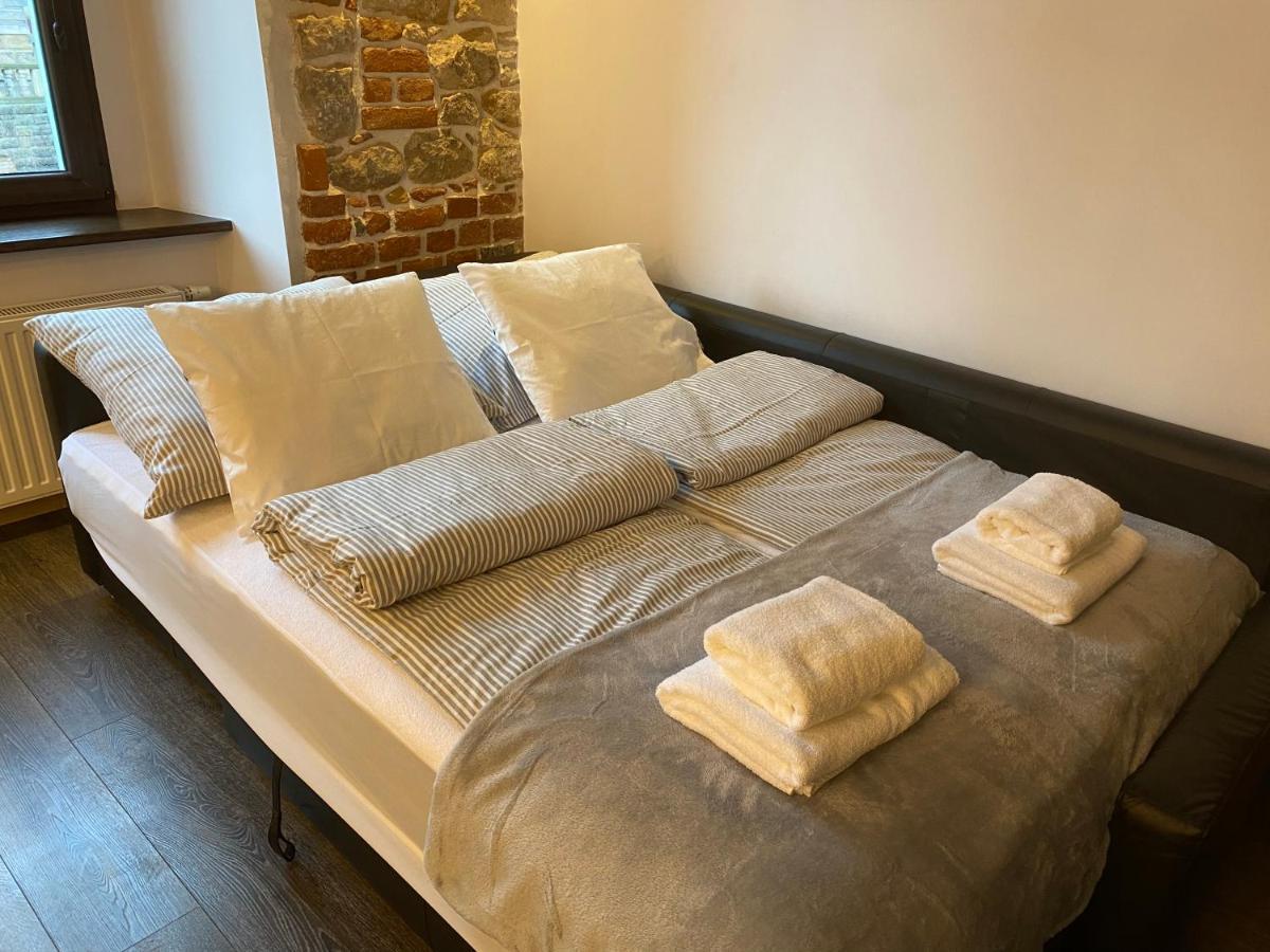 Apartament Przy Ratuszu Kłodzko Exteriör bild