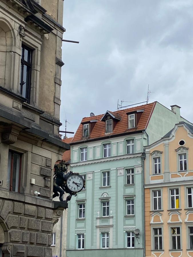 Apartament Przy Ratuszu Kłodzko Exteriör bild