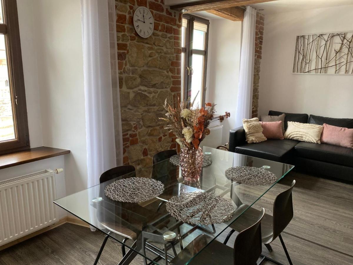 Apartament Przy Ratuszu Kłodzko Exteriör bild