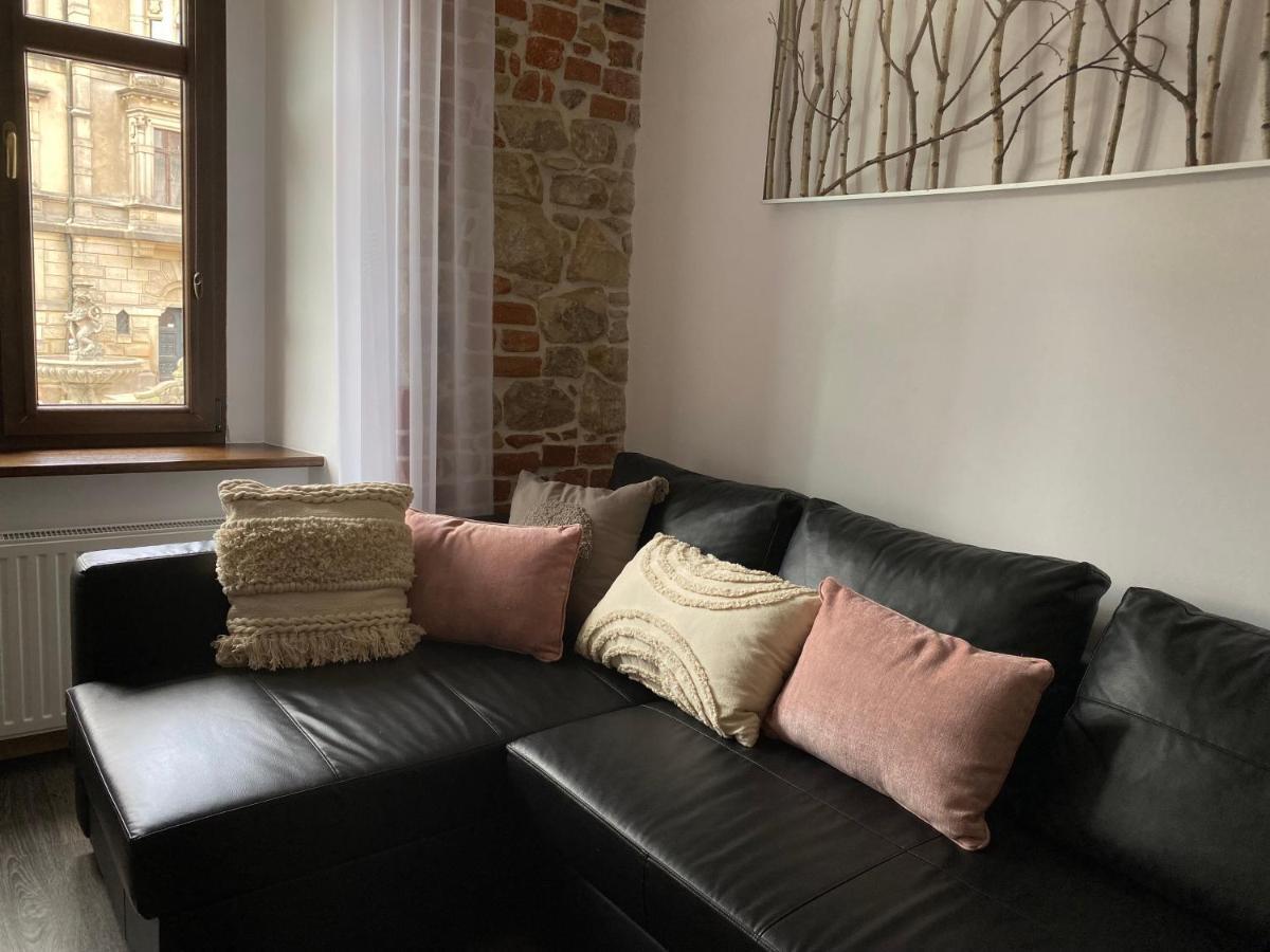 Apartament Przy Ratuszu Kłodzko Exteriör bild