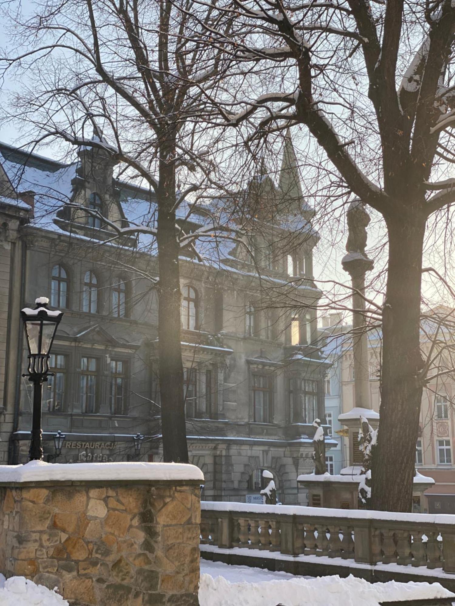 Apartament Przy Ratuszu Kłodzko Exteriör bild