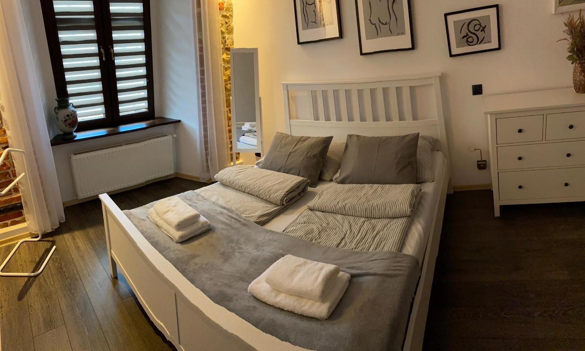 Apartament Przy Ratuszu Kłodzko Exteriör bild