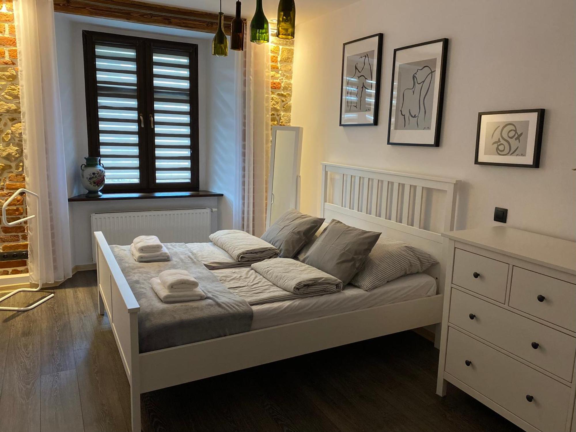 Apartament Przy Ratuszu Kłodzko Exteriör bild