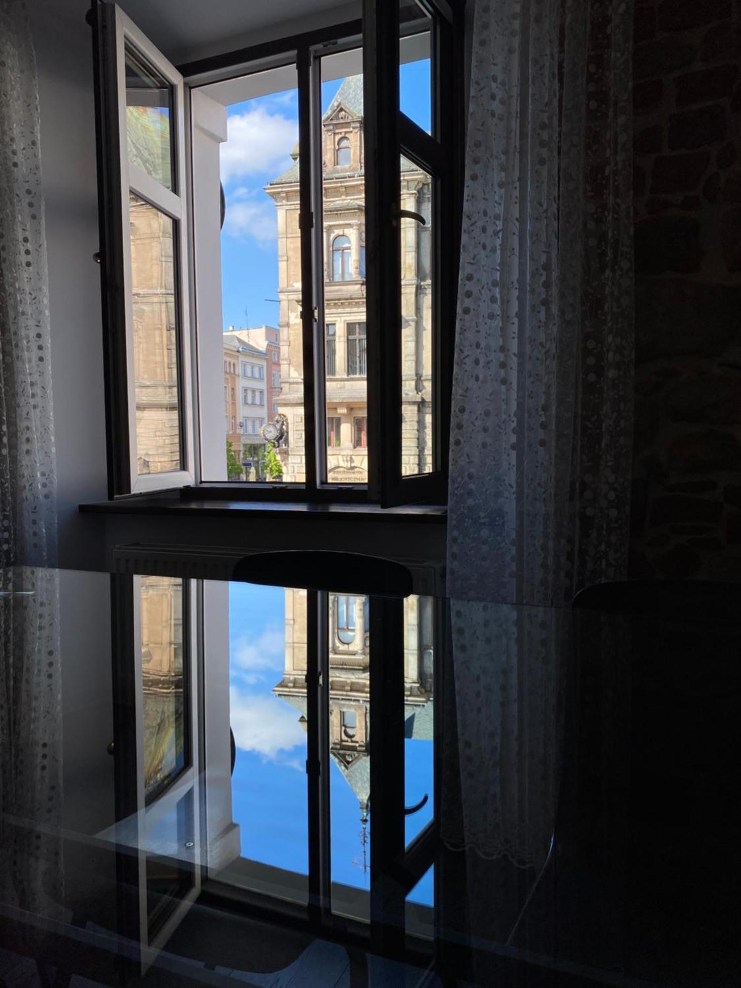 Apartament Przy Ratuszu Kłodzko Exteriör bild