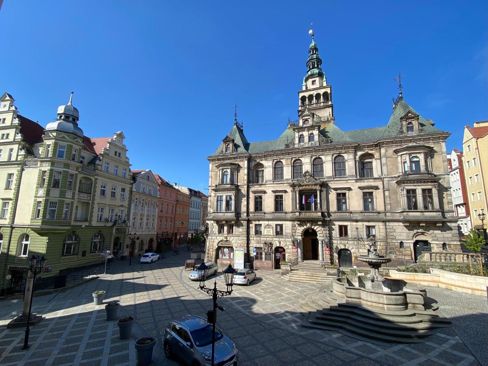 Apartament Przy Ratuszu Kłodzko Exteriör bild
